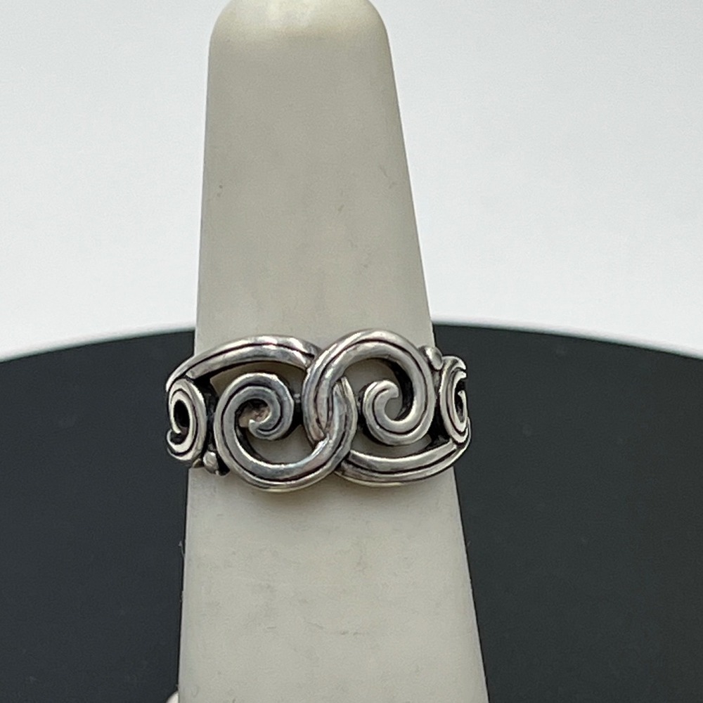 James Avery Signed Vintage‎ Retired Gentle Waves Swirl sterling silver Ring Sz 6